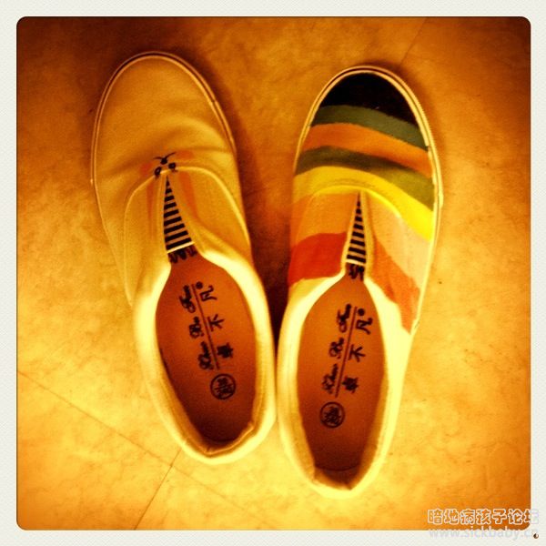 我的兔兔鞋，我木有穿错哦，就是这样的啦！