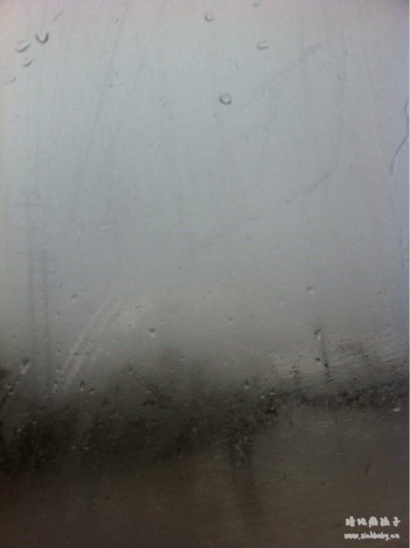 XI小高考那天下雨